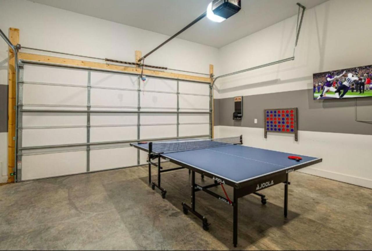 Luxury Four-Story Home, Rooftop Deck With Views, Pingpong! Sleeps 12! Nashville Exterior foto