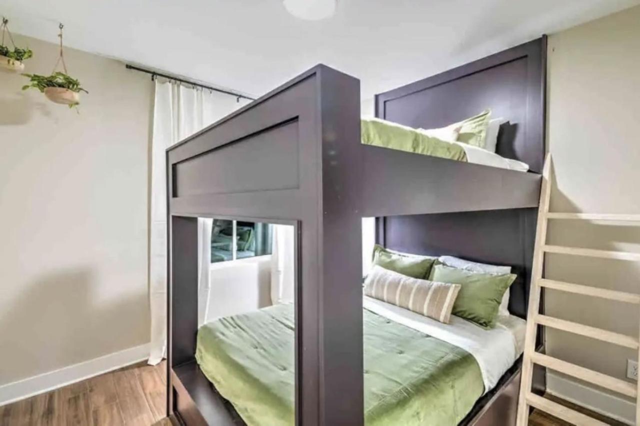 Luxury Four-Story Home, Rooftop Deck With Views, Pingpong! Sleeps 12! Nashville Exterior foto